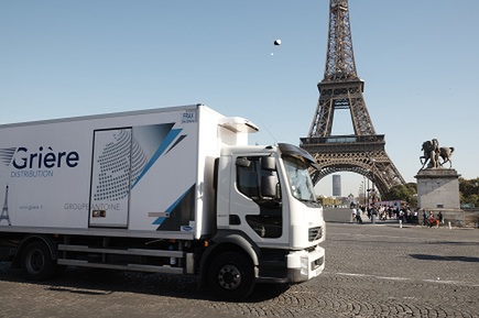 CAMION GRIERE TOUR EIFFEL